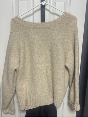 Neutral Cream Scoop Neck Pullover Sweater